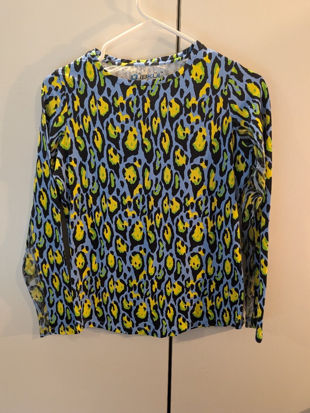 IBKUL Woman's XS Blue and Yellow Leopard Print Long Sleeve Tee